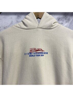 Benson Boone World Tour Hoodie Beige Pullover Mens Small Heavyweight Cotton 2024